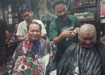 Optimis Menang Pendukung Prabowo Kaltara Gunduli Kepala