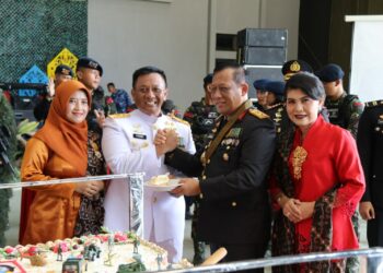 Kapolda Kaltara Berikan “Suprise” Pada Perayaan HUT TNI Ke-79