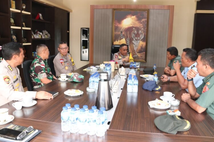 Kunjungan Tim Sahli Panglima TNI Dalam Rangka Pengumpulan Data di Kawasan Perbatasan RI-Malaysia Guna Mendukung Keberadaan IKN