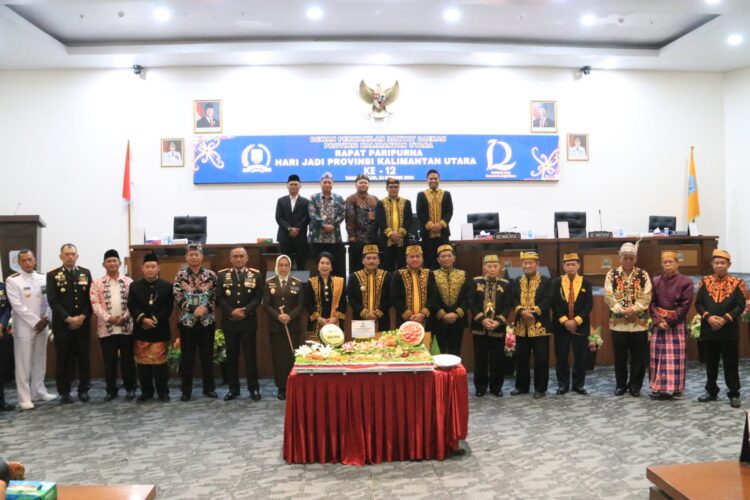 Wakapolda Kaltara Hadiri Kegiatan Rapat Paripurna Dalam Rangka Peringatan Hari Jadi Prov. Kaltara Ke-12