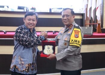 Kapolda Kaltara Membuka Acara Taklimat Awal Audit Kinerja Itwasda Polda Kaltara Tahap II TA. 2024