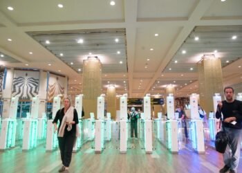 Orang Asing Pemegang ITAP dan ITAS Bisa Melintasi Autogate Imigrasi