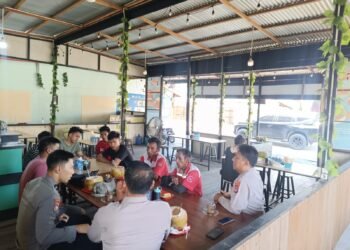 Rutin Personel Ditbinmas Polda Kaltara Laksanakan Jumat Curhat ke Warga Tanjung Palas