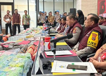 Kapolda Kalimantan Utara Hadiri Press Release Pengungkapan Jaringan Narkoba Internasional