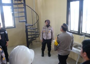 Kapolda Kaltara Irjen Pol Hary Sudwijanto Lakukan Pengecekan Barak Dalmas Polda Kaltara yang Telah Selesai Dibangun