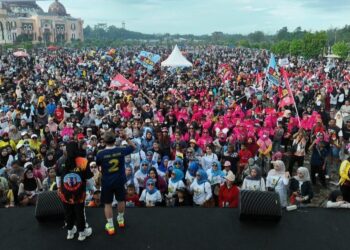 Kampanye, ZIAP Bersama Ribuan Massa Berkumpul di Taman Berkampung Tarakan