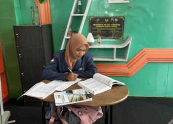 Terima Beasiswa Sobat Bumi Kalimantan PT Pertamina Hulu Indonesia, Suci Ingin Jadi Pengusaha Sukses dan Pejuang Lingkungan