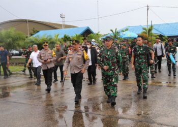 Kapolda Kaltara Irjen Pol. Hary Sudwijanto, S.I.K.,M.Si Bersama Instansi Terkait Melaksanakan Monitoring Proses Pemungutan Suara Pilkada 2024 di Seluruh Kabupaten/Kota Provinsi Kaltara