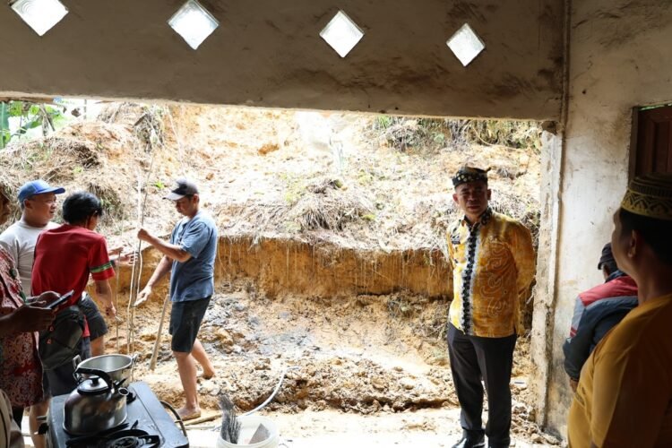 Pj. Wali Kota Tarakan Mengimbau Warga Agar Tetap Waspada Terhadap Potensi Tanah Longsor