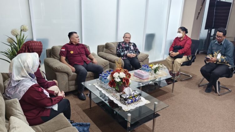 Pembaharuan Dokumen Kerjasama, Kanwil Kemenkum Kaltim Tingkatkan Sinergi dengan DPMPTSP Balikpapan