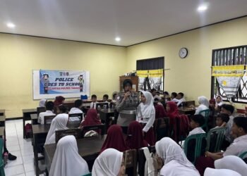 “Police Goes to School”: Upaya Polres Tarakan Edukasi Pelajar Tentang Lalu Lintas