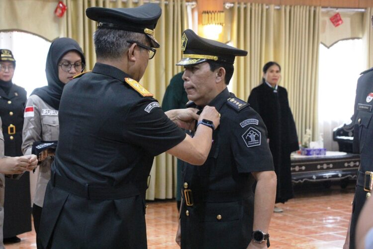 Lantik 9 Pejabat Fungsional, Kakanwil M. Ikmal Idrus : Utamakan Pelayanan Publik Yang Prima