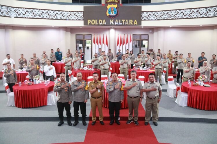 Kapolda Kaltara Terima Kunjungan Kerja Ka Kanwil BPN Kaltimtara Sekaligus Penyerahan Sertifikat Tanah Polres Tana Tidung