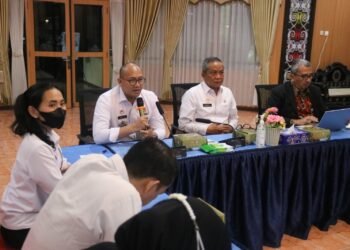 Alexander Palti Berikan Sosialisasi  Pengharmonisasian Secara Elektronik Pada Kanwil Kemenkum Kaltim