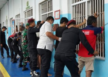 Implementasi Program P4GN,  Petugas Lapas Kelas IIB Nunukan Razia Kamar Hunian