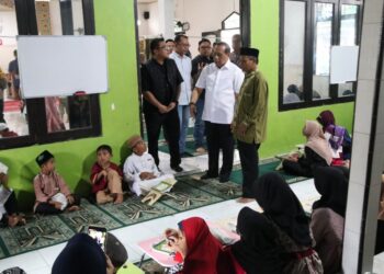 Takmir Masjid AL-MA’ARUF Selumit Pantai, Apresiasi Kepedulian Kapolda Kaltara Dalam Membentuk Karakter Anak – anak di Selumit Pantai