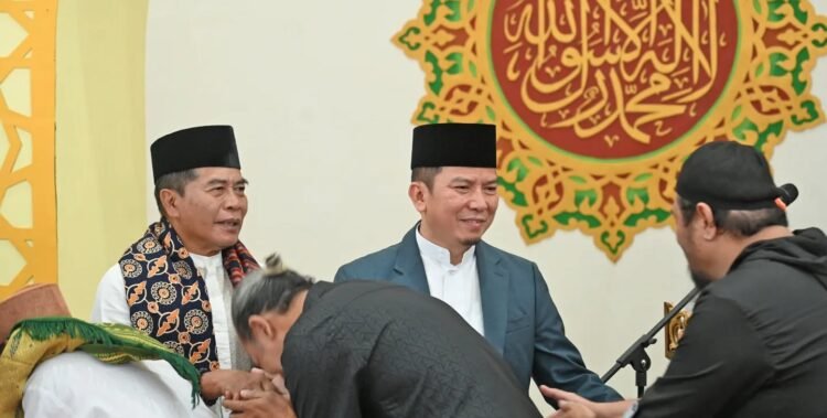 Ketua DPRD Prov. Kaltara Salat Idul Fitri 1446 H di Masjid At Tawwaab
