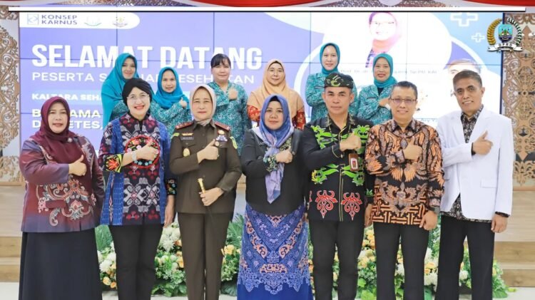 Hj. Aluh Berlian Hadiri Edukasi Kesehan Konsep Karnus