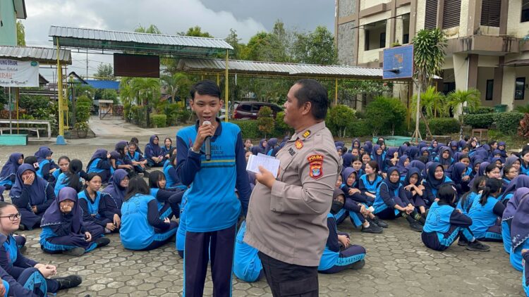 Direktorat Binmas Polda Kaltara Bekali Siswa SMPN 01 Tanjung Selor Pengetahuan Bahaya Judi Online