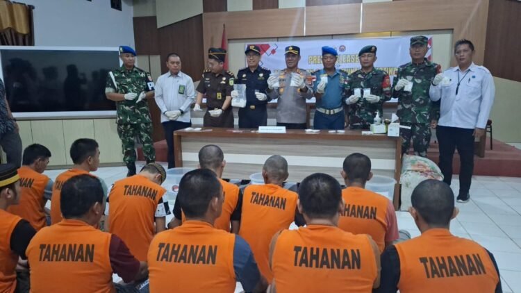 1,7 Kg Sabu Hasil Pengungkapan Polres Nunukan Dimusnahkah Dihadapan Para Tersangka