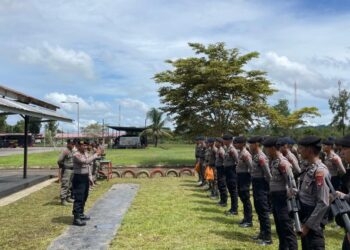 Personel Gabungan Polda Kaltara dan Polresta Bulungan Tingkatkan Kompetensi Penembakan Gas Air Mata melalui Sertifikasi