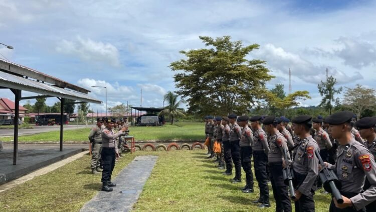 Personel Gabungan Polda Kaltara dan Polresta Bulungan Tingkatkan Kompetensi Penembakan Gas Air Mata melalui Sertifikasi
