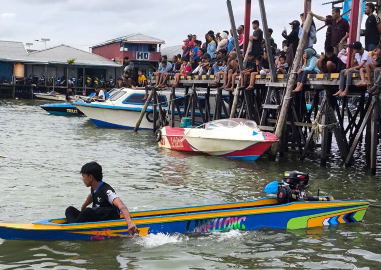 Hari Nelayan 2025 di Tarakan: Ketinting Berlomba, Warga Bersorak