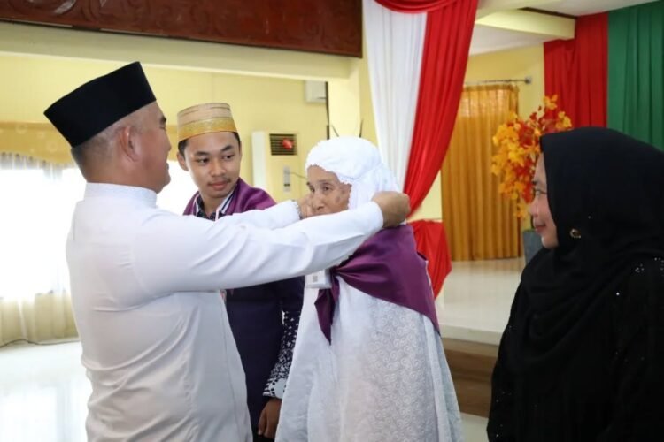 Wali Kota  Melepas 149 Jamaah Calon Haji Kota Tarakan