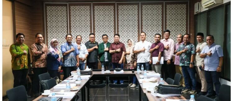 Pansus RPJMD Prov. Kaltara Gelar Rapat Kerja dengan Pimpinan DPRD Kaltara