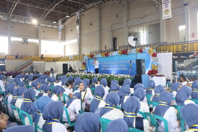 Faisal Tekankan Etika dan Beri Semangat untuk Melanjutkan Studi bagi Alumni Tenaga Kesehatan