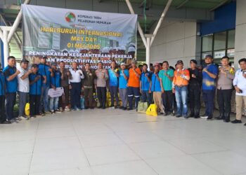 Peringati May Day, Koperasi TKBM Pelabuhan Tunon Taka Nunukan Gelar Senam Bersama dan Bakti Sosial