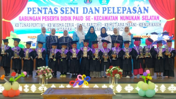 Meriah Pelepasan 201 Peserta Didik PAUD Se – Kecamatan Nunukan Selatan oleh Himpaudi