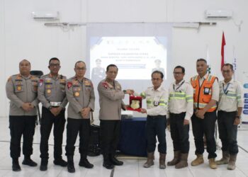 Kapolda Kaltara Apresiasi Dukungan PT. PKN terhadap Program Harkamtibmas, Kunjungi Site Tambang di Desa Apung