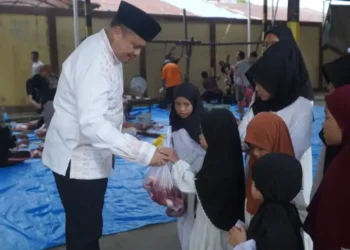 Tebar Keberkahan, Polresta Samarinda Lakukan Pembagian Daging Hewan Kurban kepada Masyarakat