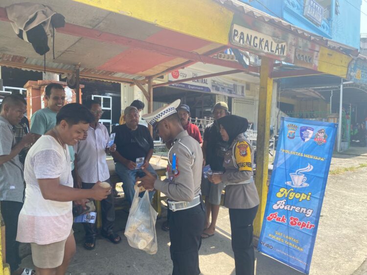 Wujud Kecintaan Polri kepada Masyarakat, Satlantas Polres Tarakan Ngopi Bareng Pak Sopir dan Tukang Ojek