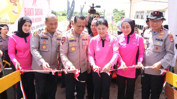 Kapolda Kaltara Resmikan Berbagai Fasilitas Baru untuk Masyarakat Desa Tanjung Buka dalam Rangka Hari Bhayangkara ke-79