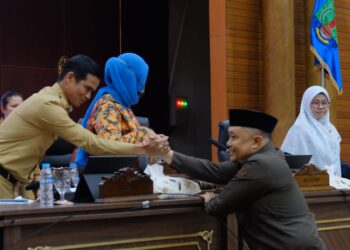 Bahas Perda Pajak dan Retribusi Daerah, DPRD Nunukan Tekankan Pelayanan Publik