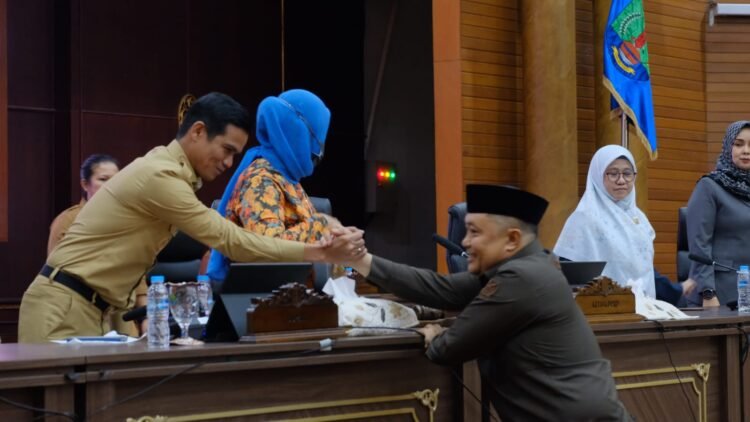 Bahas Perda Pajak dan Retribusi Daerah, DPRD Nunukan Tekankan Pelayanan Publik