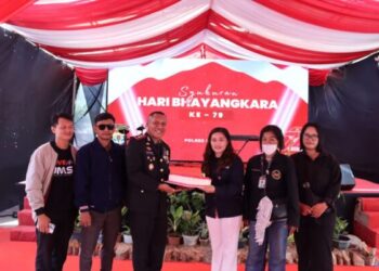JMSI Bersama Wartawan Nunukan Beri Kejutan Ulang Tahun ke-79 Bhayangkara kepada Kapolres