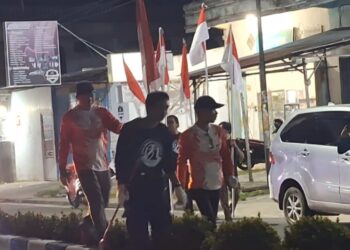 Ratusan Bendera Merah Putih Hiasi Jalan di Nunukan