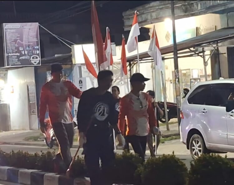 Ratusan Bendera Merah Putih Hiasi Jalan di Nunukan