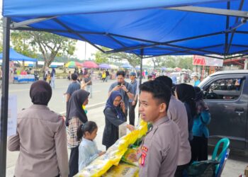Polda Kaltara dan Bulog Gelar ‘Pangan Murah’ di Tanjung Selor, Bantu Warga Dapatkan Beras Terjangkau