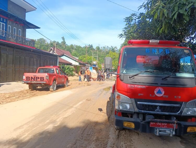 Kerab terjadi banjir, DPUPR Nunukan Turunkan Tim Tangani Saluran Tersumbat
