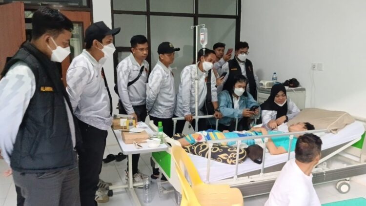 Awak Media Nunukan Jenguk Wartawan yang Sedang Sakit, Doakan Kesembuhan dan Beri Motivasi Semangat Hidup