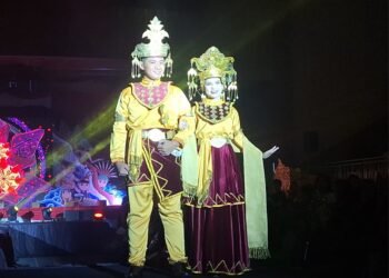 Fashion Show Busana Adat Tradisional Nusantara Meriahkan HUT ke-26 Kabupaten Nunukan