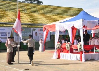 Khidmat Upacara Hari Santri Nasional 2025 di Sebatik