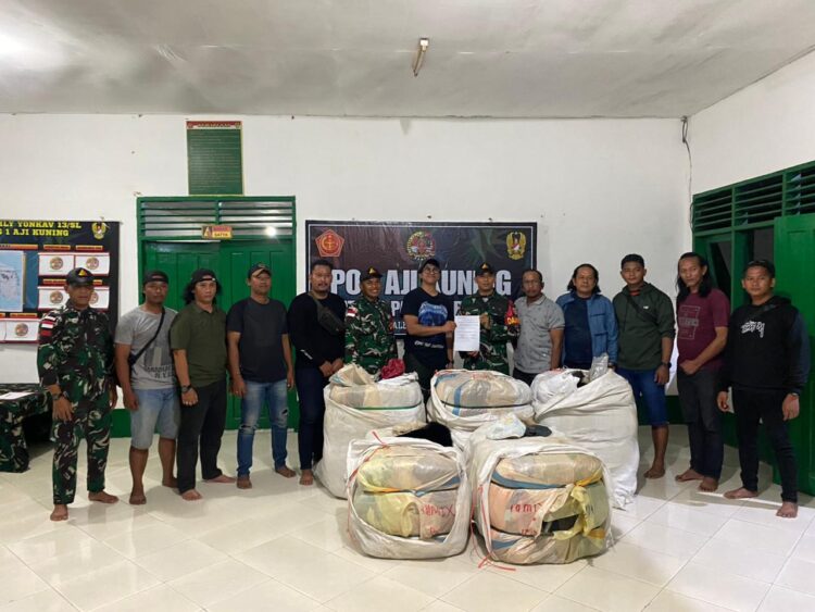 Dedikasi, Satgas Pamtas RI–MLY Yonkav 13/SL Gagalkan Penyelundupan Ball Press di Wilayah Sebatik Tengah