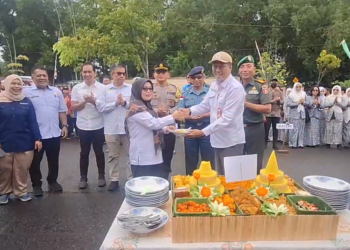 Puncak HKN ke-61 di Nunukan Dilakukan Pemotongan Tumpeng