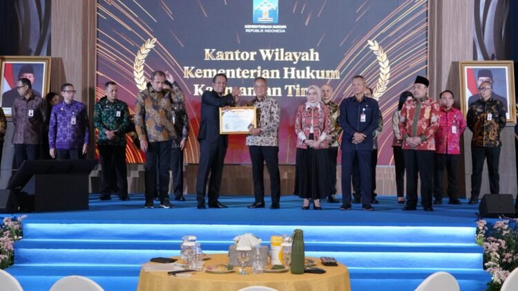 Kemenkum Kaltim Raih Predikat Wilayah Bebas dari Korupsi