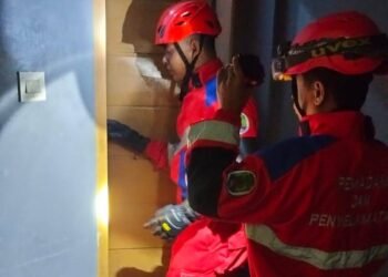 Terkunci di Kamar Mandi, Lansia di Nunukan Selatan Dievakuasi Damkar